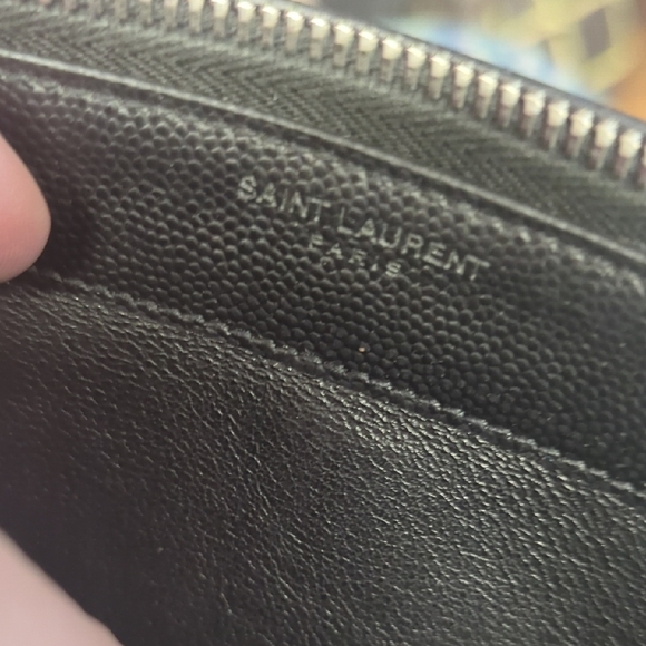 Saint Laurent Textured Black Wallet - Picture 15 of 16
